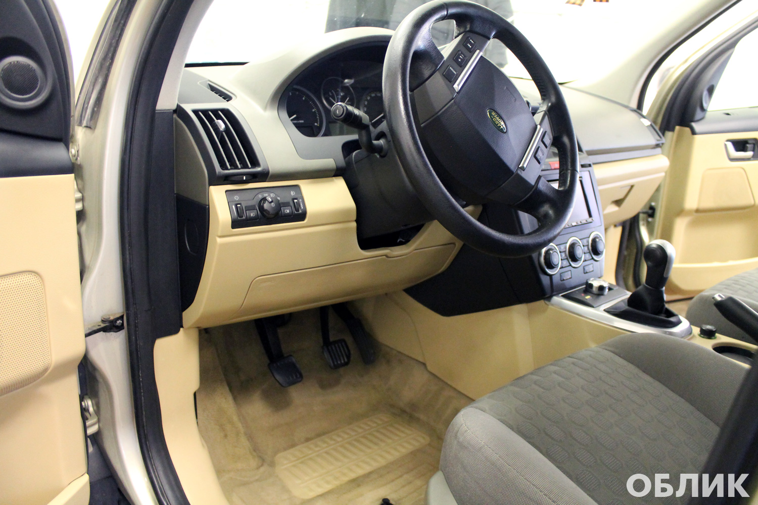 Land Rover Freelander — глубокая химчистка салона